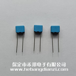 У�����220pF630V